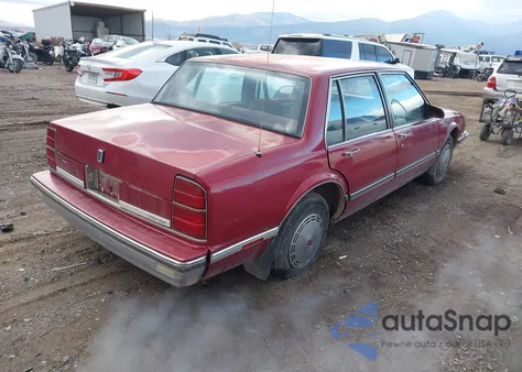 1989 Oldsmobile Delta 88 Royale z USA, uszkodzony, nr VIN 1G3HN54C3KW314036
